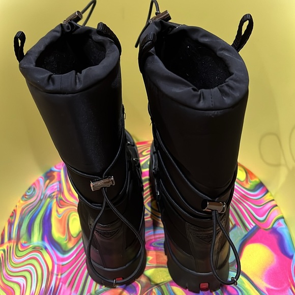 Authentic PRADA Nylon gaberdine apres ski boots - Picture 8 of 13